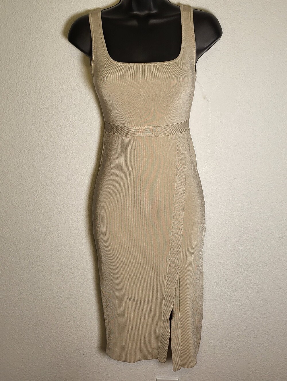 NWOT Aritzia | Babaton Cambria Bandage Midi Dress in Silver Birch size XXSmall